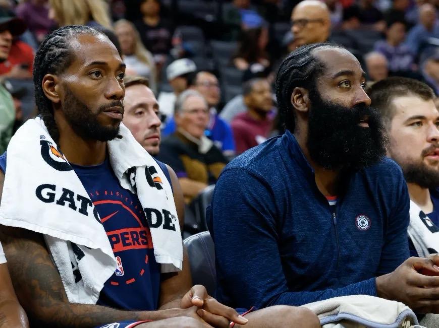 前期落后太多了！
快船五连胜后还是西部倒数第三！

快船最近势头有点猛，取得一波