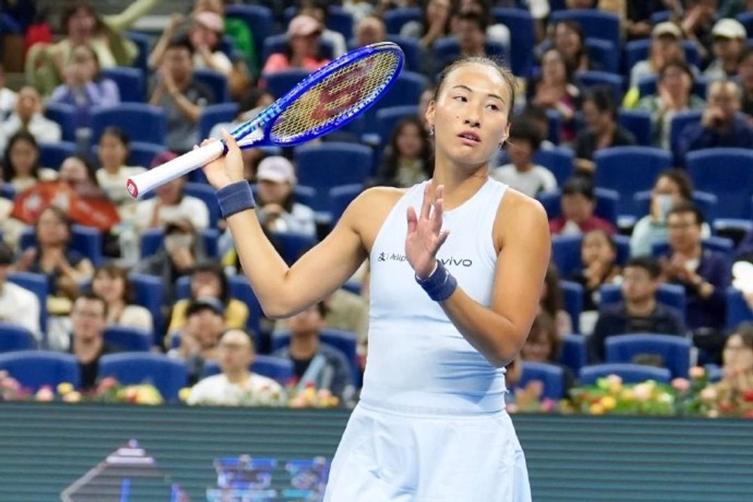 这回网球迷们可是看了一出好戏！

武汉网球公开赛刚落幕，美国新星高芙直接两盘横扫