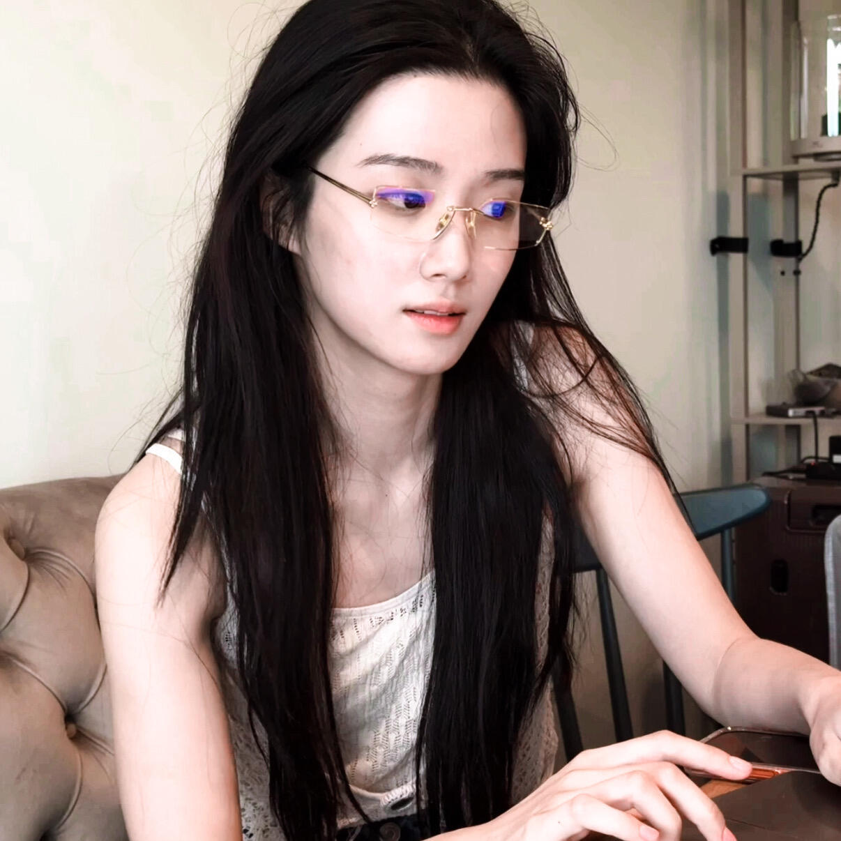 -𝐒𝐇𝐀𝐑𝐄｜卢昱晓头像背景图搭配 ⸝⸝🧺꙳📜◟🍂。 