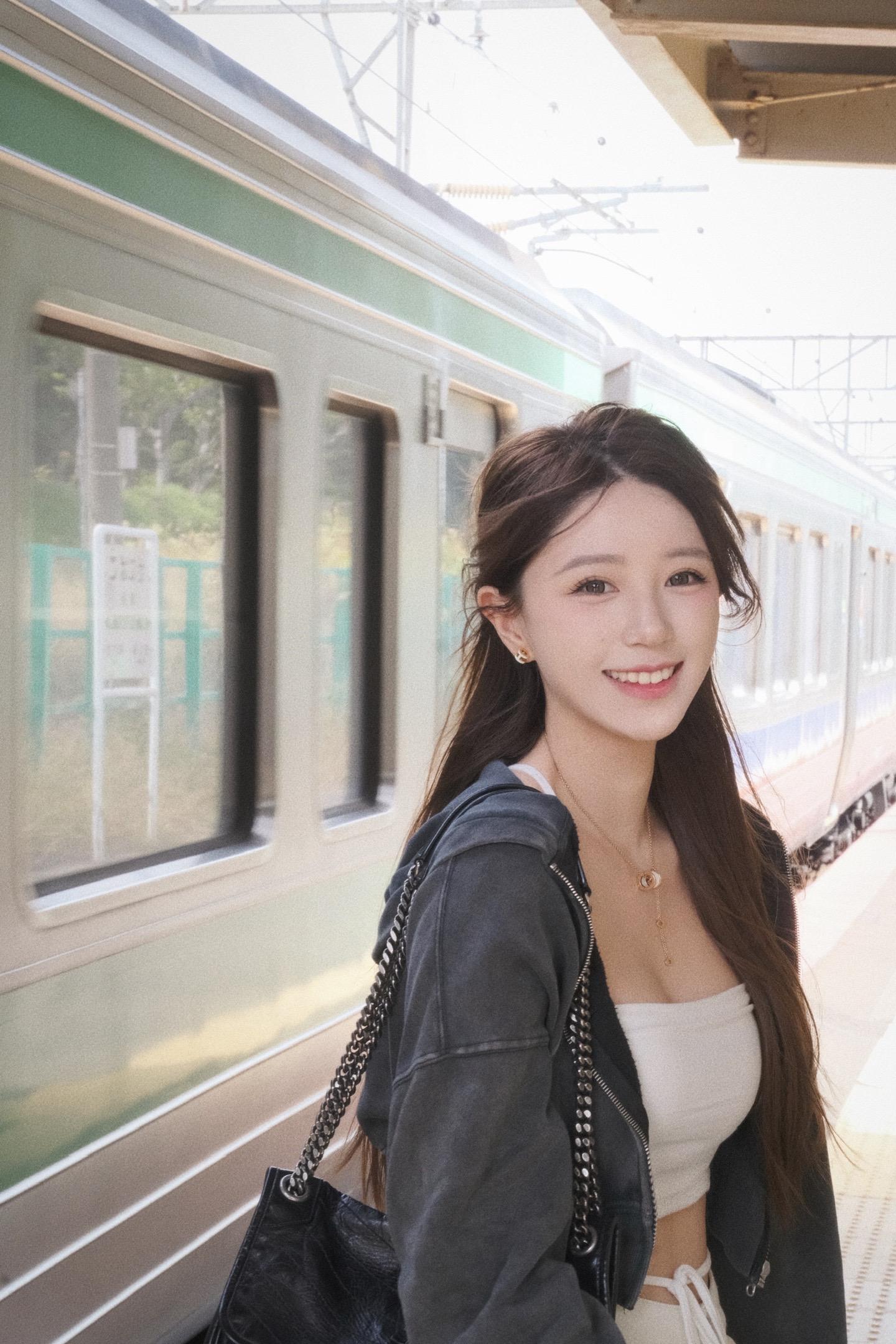 男摄：这地没白来 女摄：这妆没白画