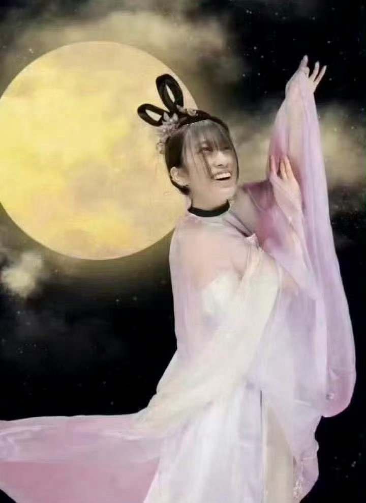 姐妹们中秋节快乐 ​​​
