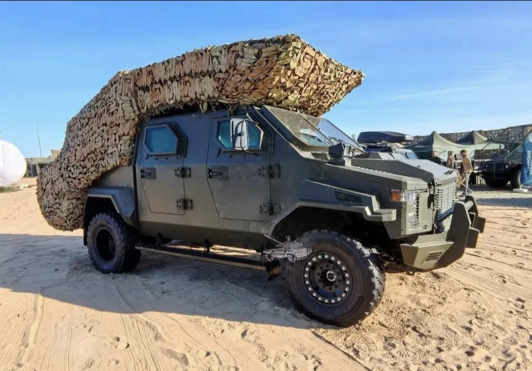 俄国民近卫军使阿联酋制Spartan-SUT装甲车