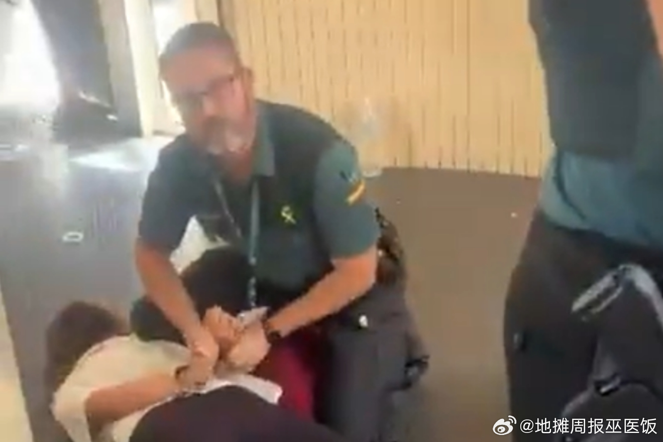 欧洲最近半年最炸裂的反以新闻大多在西班牙。政府层面最先承认巴勒斯坦国，到现在制裁