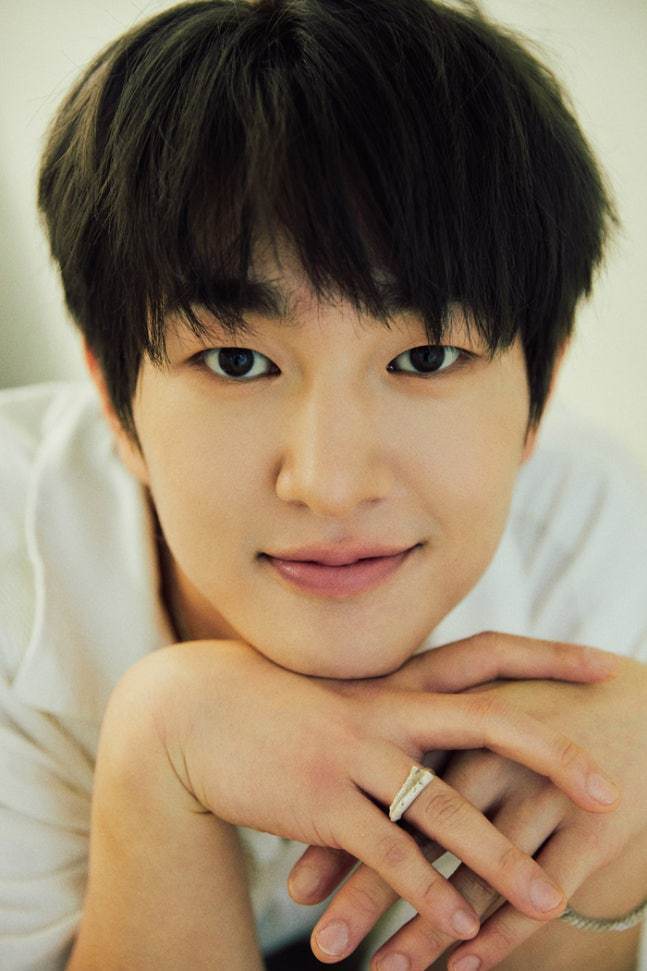 曝SHINee温流曾给注射阿姨留言 据韩媒，近日，随着朴娜莱卷入的 “注射阿姨”