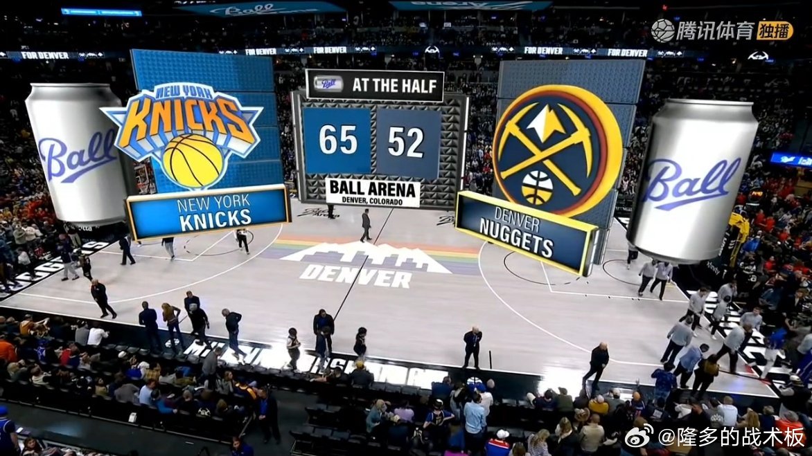 半场掘金52-65落后尼克斯！约基奇独得21分，贾马尔-穆雷伤退尼克斯vs掘金