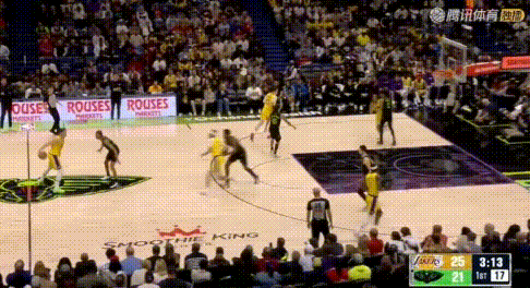 打球不好看？东契奇穿花拉杆球球超秀！
图1：背运穿花；图2：单挑戏耍锡安，收球好