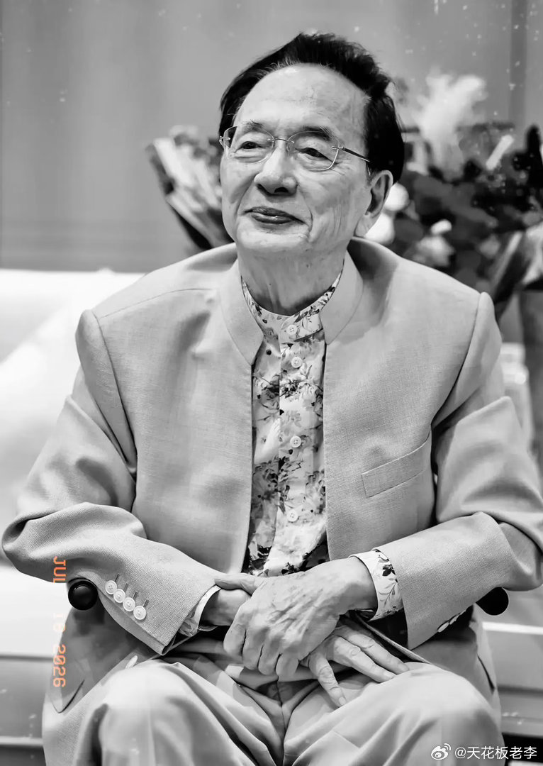 上音教授陈钢先生走了他不是意外离世也不是饱受病痛煎熬，更不是遗憾落幕，而是谁都躲