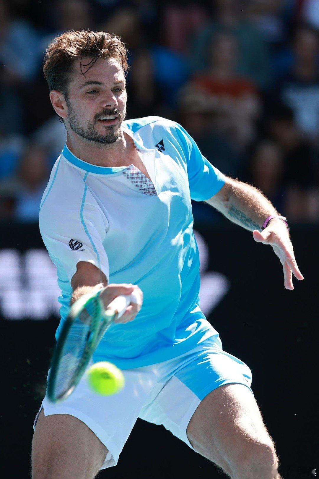 40岁的瓦林卡与比自己年轻19岁的Gae战至决胜盘抢十，最终以10-3胜出，打进