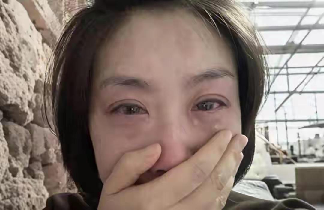 高考刚结束，女生两天挥霍母亲三个月工资，花到只剩35元还反问做错了吗？我们是否要