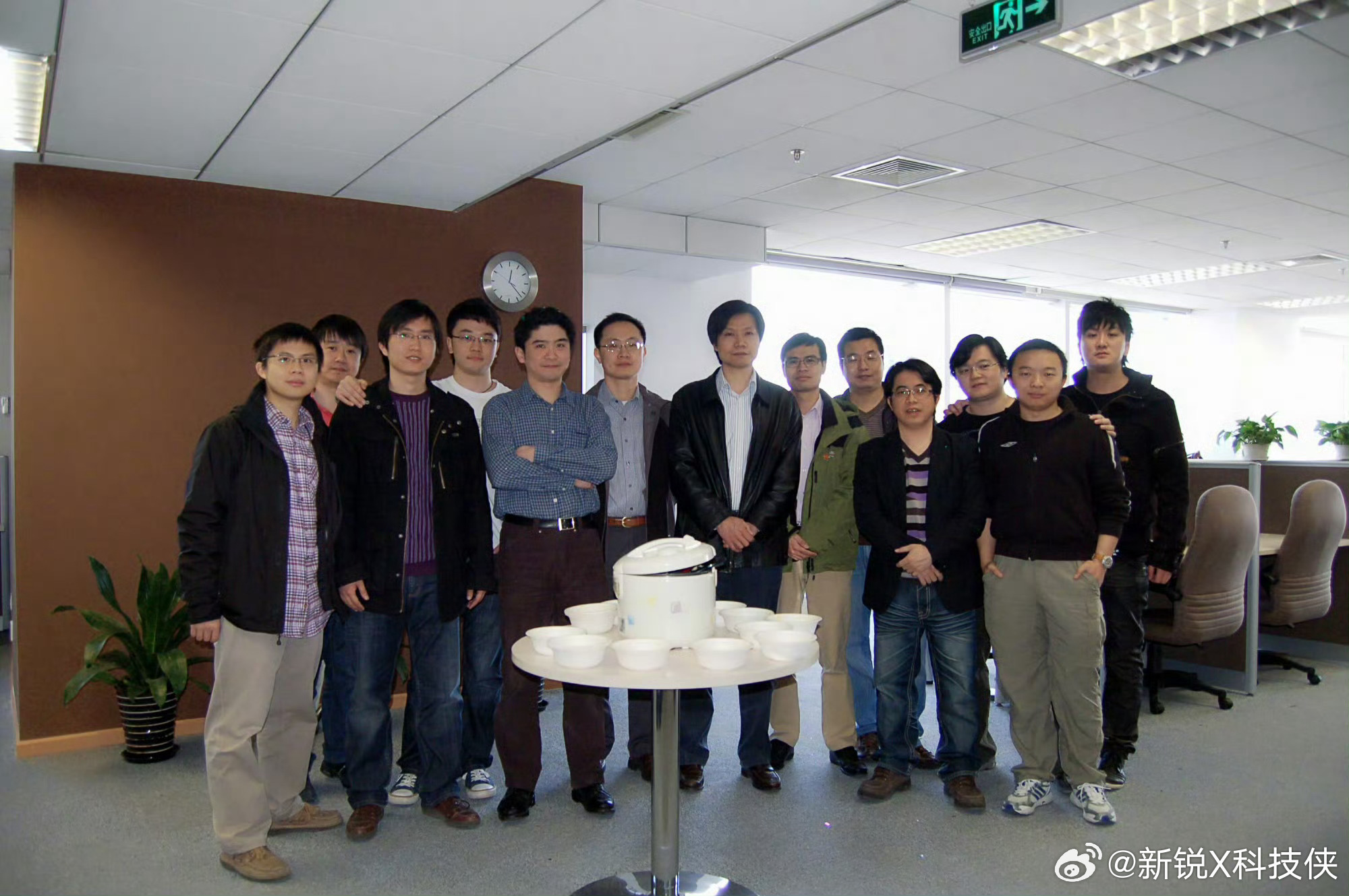 两位小米联合创始人退出小米科技网上这波解读真的有点过了，懂点的都知道根本没那么夸