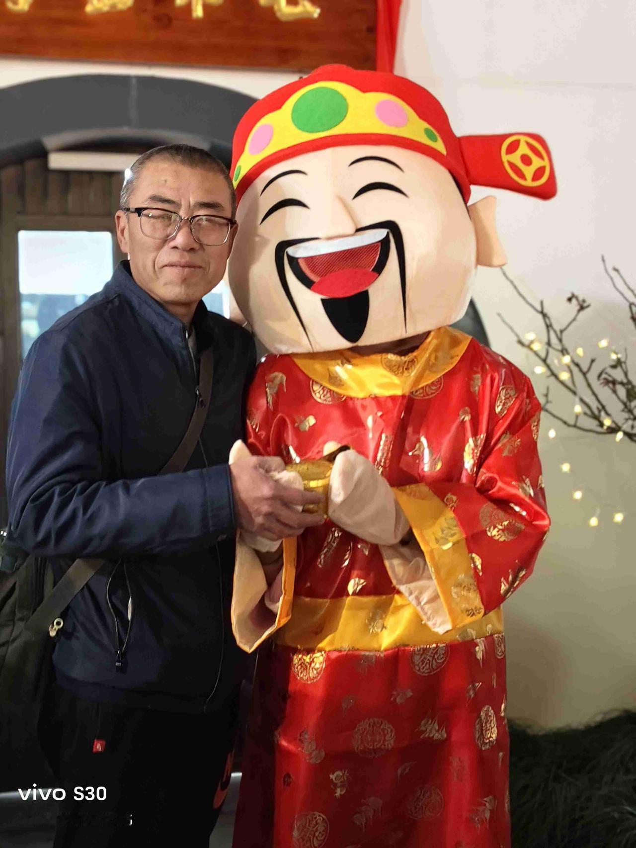 我的今日状态：😁轻松愉快
我这里的天气：☀️晴天