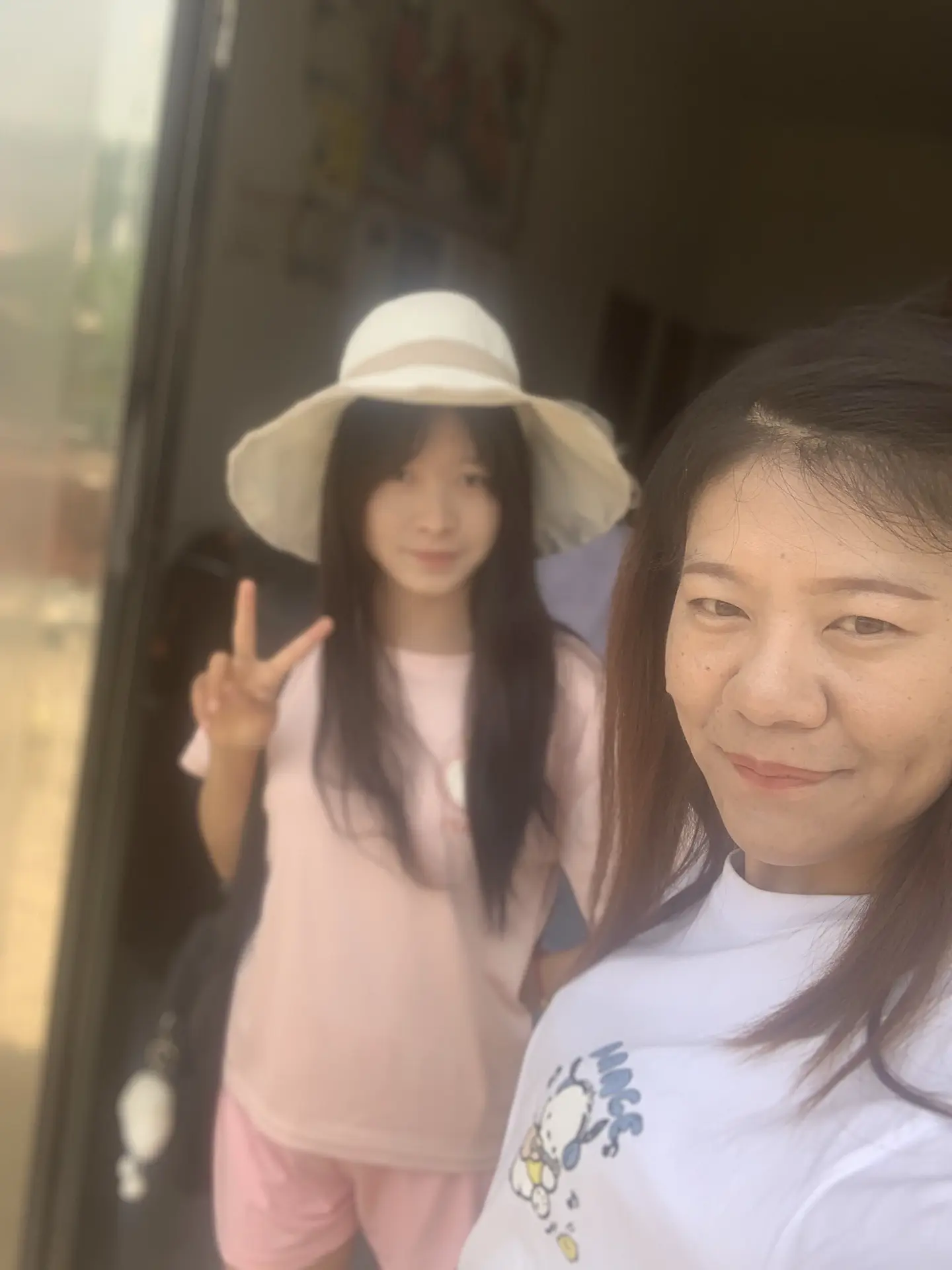 常伴朝五晚十一，偶享自在旅途