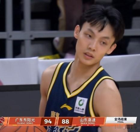 赢得对手的认可！鲍威尔谈徐杰：

“徐杰很厉害。”

“我们对他的防守已经尽力了