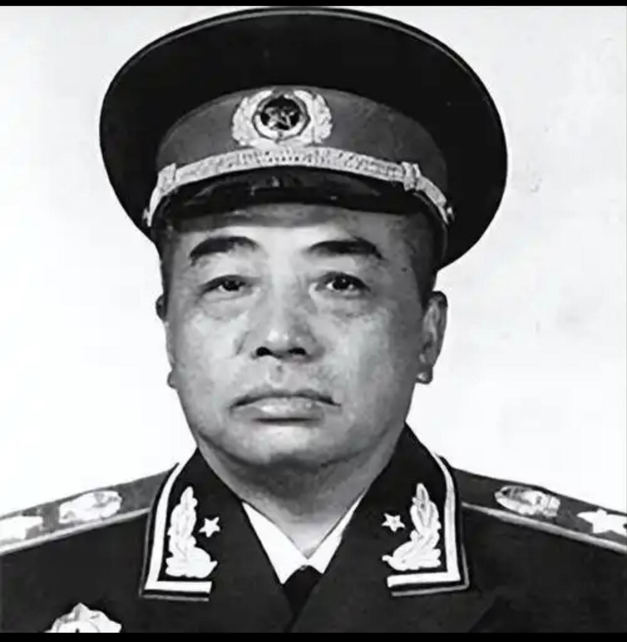彭德怀早年在湘军中的经历，基本符合电影《路漫漫》的内容

前两天谈了彭德怀的童年
