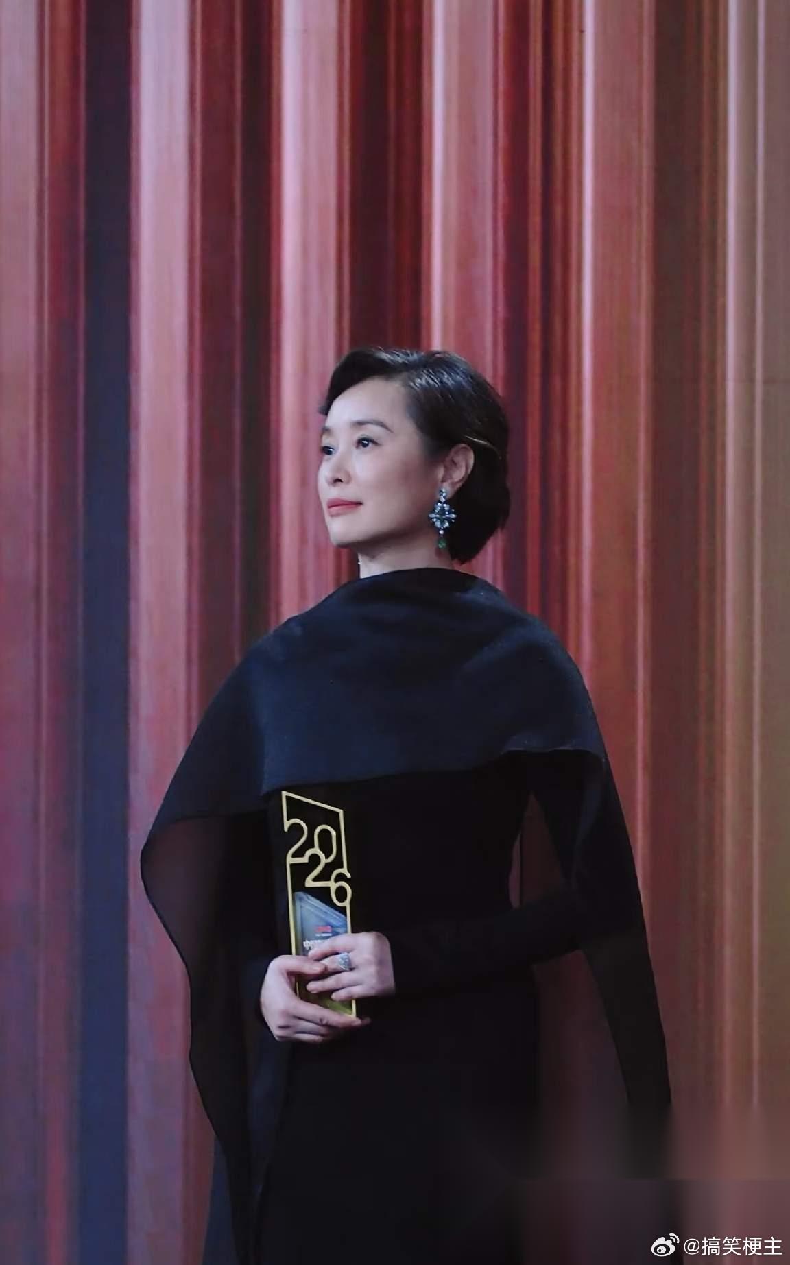 吴越， 给所有女人上了一课 不结婚不要紧，被抛弃也无所谓，只要事业成功照样活得精