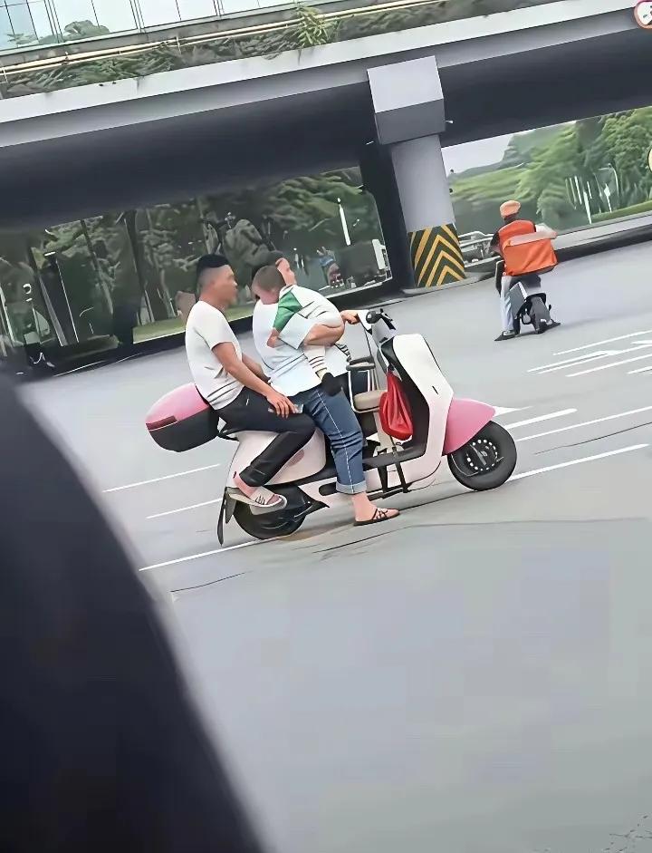 看到这一幕，你想到了什么吗？