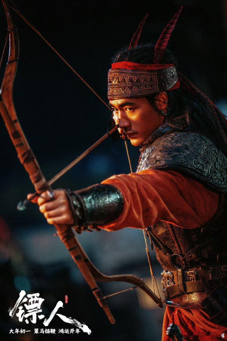 这才是武侠片的正确打开方式 《镖人》剧组大漠深耕全是匠心！演员亲训武射还原江湖，