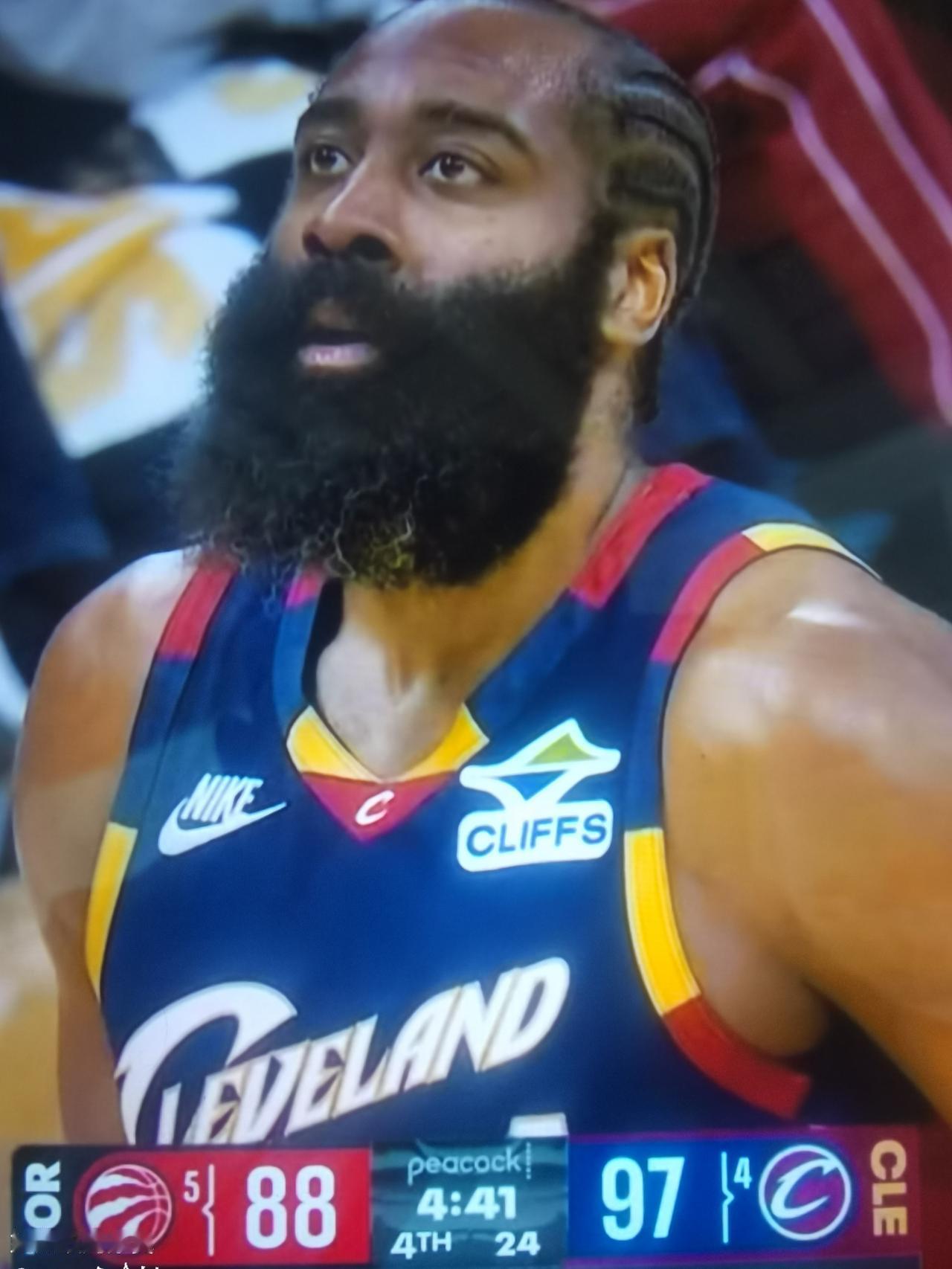 阿特金森是懂哈登的

        东部季后赛，骑士主场115-105，再胜猛