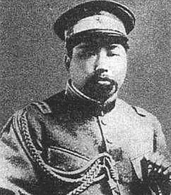 1908年，钦廉边防督办郭人漳信誓旦旦答应谭人凤会给革命军让道，但当革命军开到要