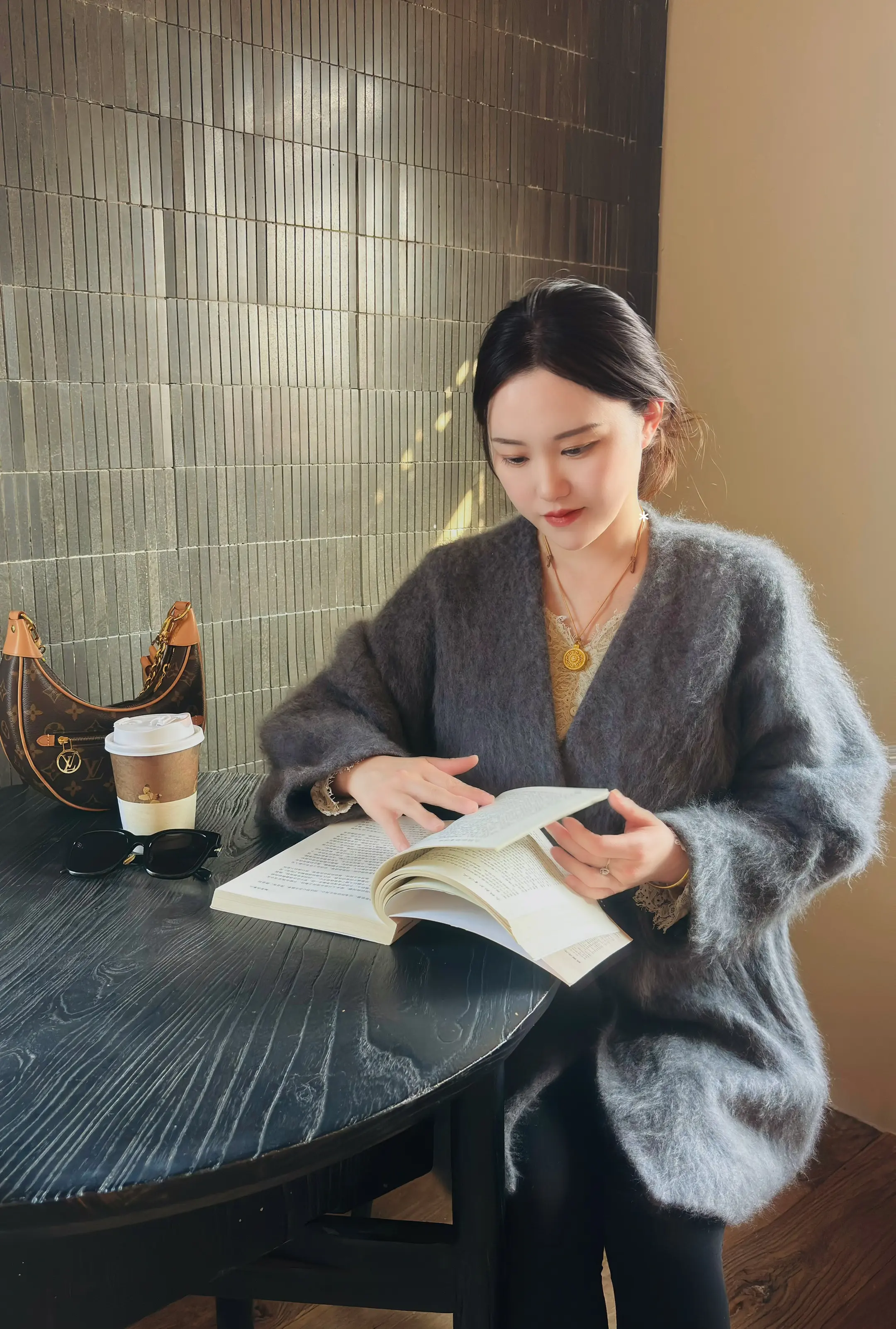 人在知足的时候最富有，也在珍惜时候最幸福