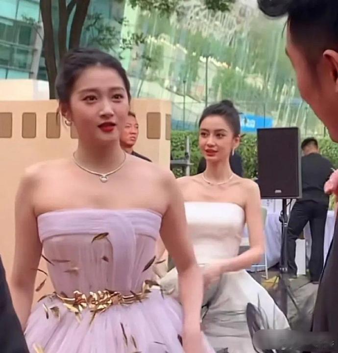 大骨架和小骨架的区别关晓彤vs杨颖。。。。第一次那么直观！​​​