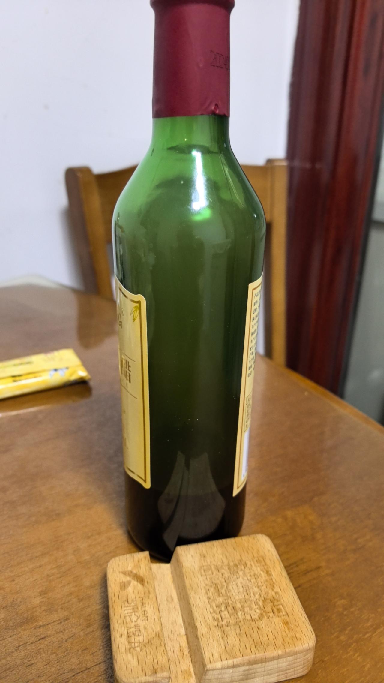 昨天下午，在呼和浩特市赛罕区乌兰察布路附近的一个小巷子里，看到去年10月份开的一