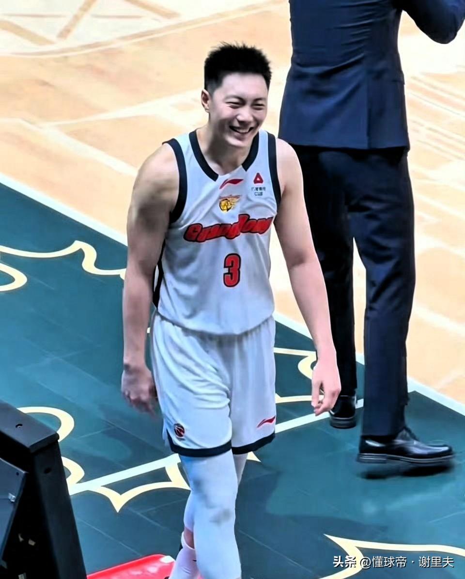 广东再战北京，做好三点+破局思路，避免连败，李楠不会拱手相让
1.宏远以三外援为