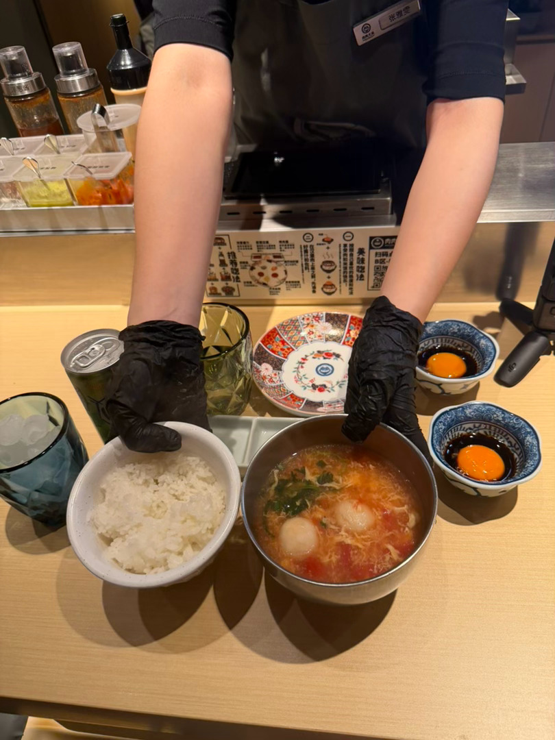 今年雨水好多啊 ☔️吃饭都得找一些商场～ ​​​