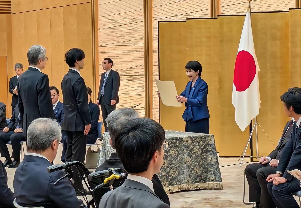 日本公开喊话中国
当地时间1月19日，日本首相高市早苗在首相官邸与经团联会长筒井