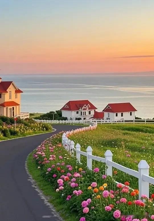 非常现实的话：“只要你亲手伺候过一个屎尿屁都不能自理的老人，哪怕只有两个月，你就