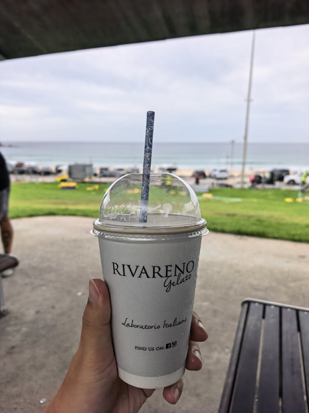 这牌子好像上海也有，就是不知道字母是不是完全一样