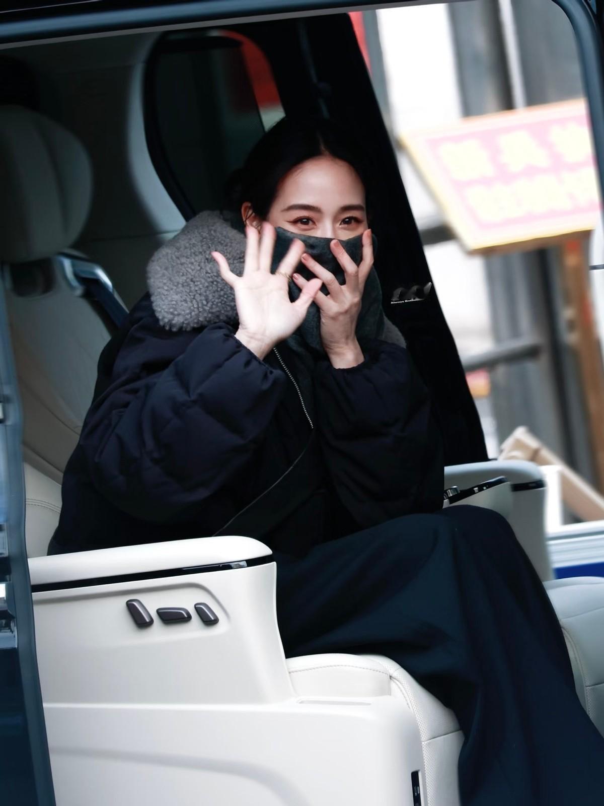 能成为那么多明星赶通告时的"共同选择"，魏牌高山确实有点东西。它不仅是明星路透照