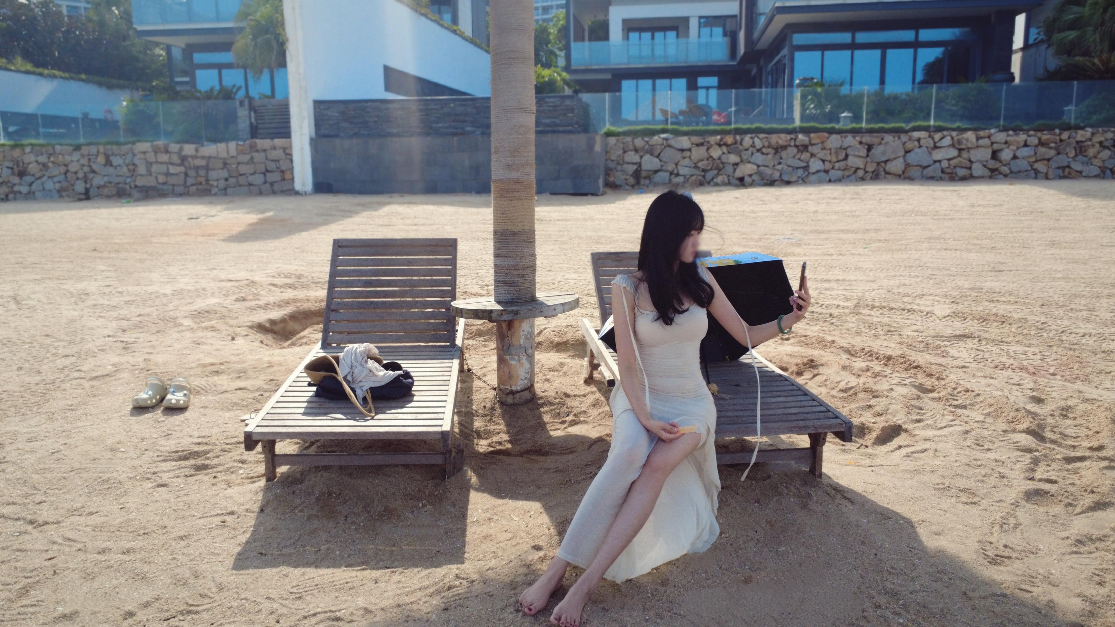 当真爱降临 请放一首scared 2 be lonely