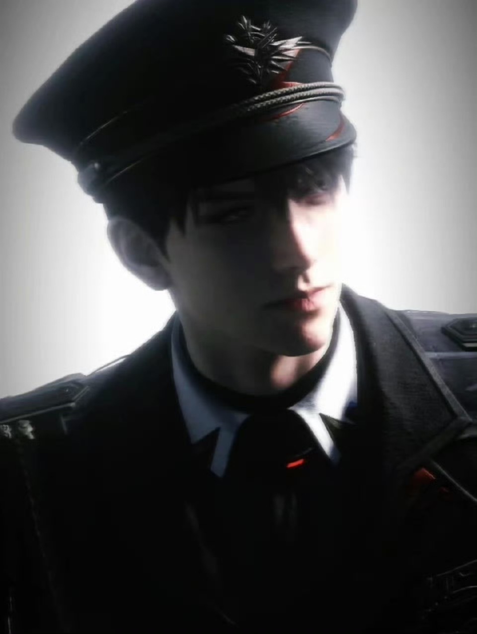 ᶻz ₍^_   ̫ _^₎ 