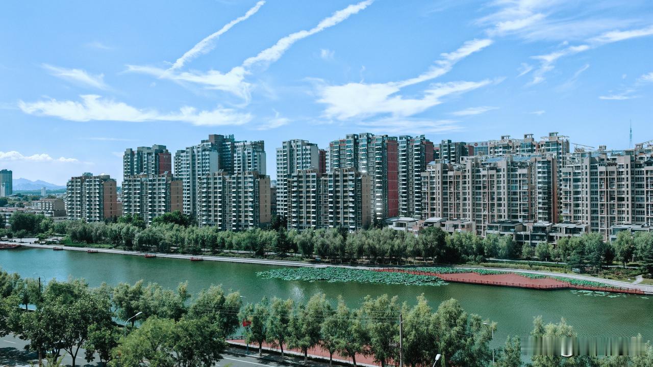 分享一张相册里随手拍的天空