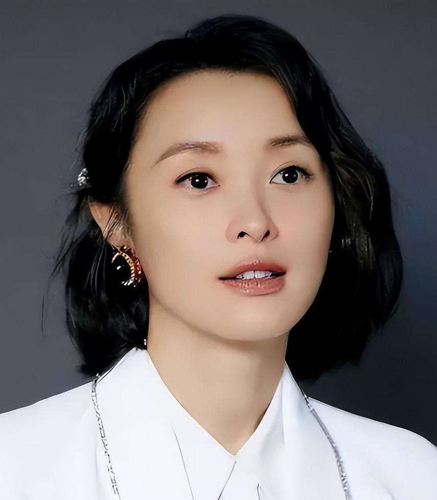  吴越，1972年4月10日出生于上海市闵行区，中国内地影视女演员，毕业于上海戏