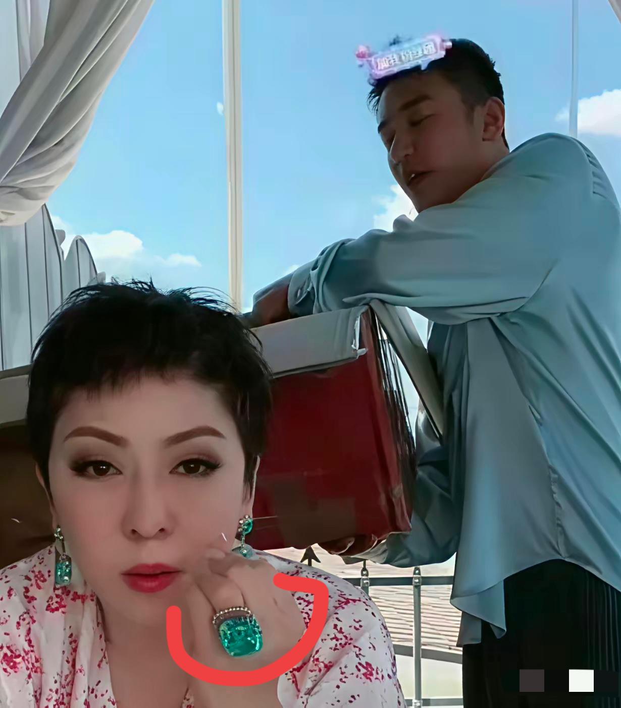 向太这个戒指要多少钱