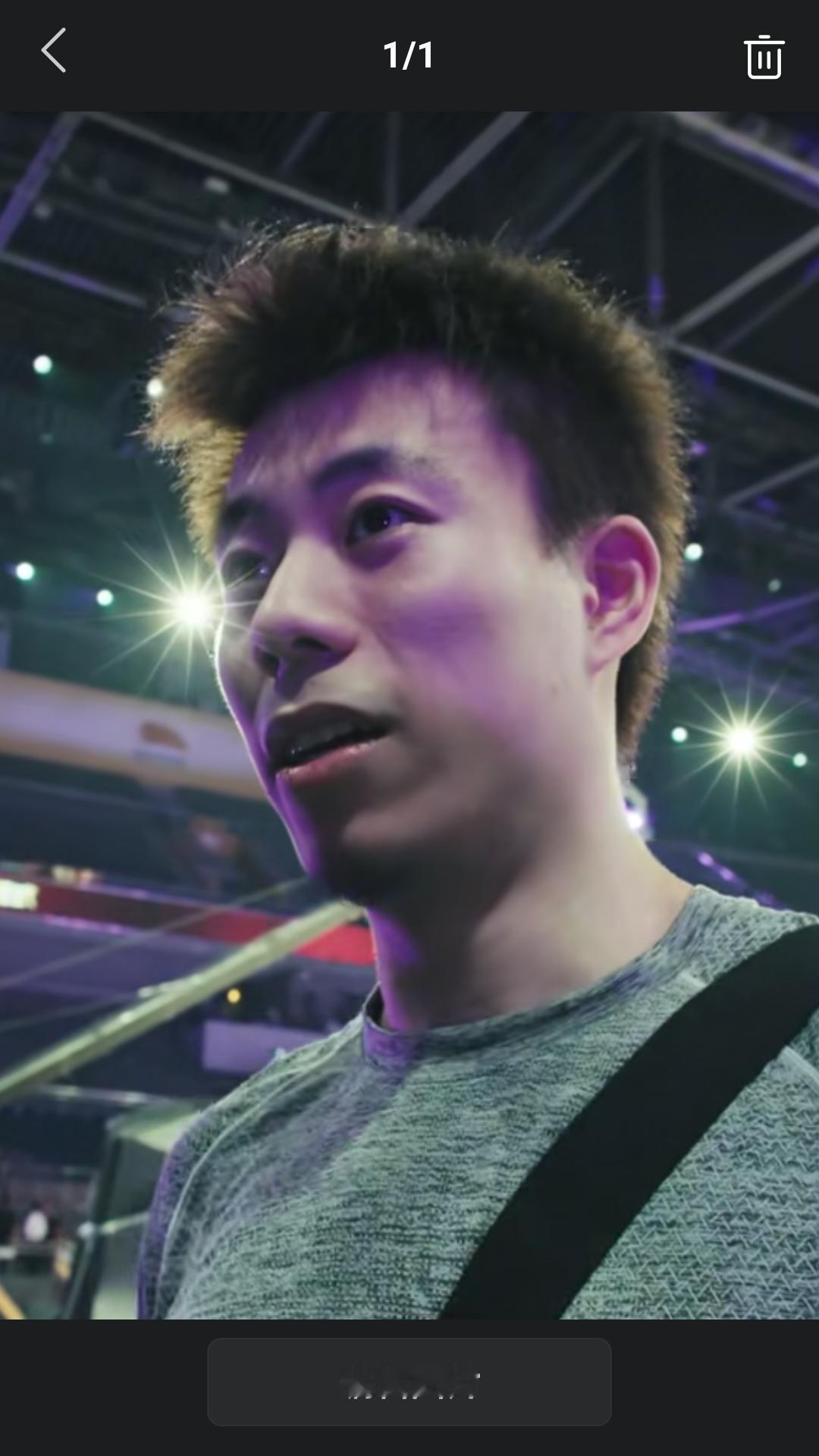 【据沪媒消息，昨天上海久事男篮锋线悍将张震麟接受媒体采访，谈到今夏休赛期伤病恢复