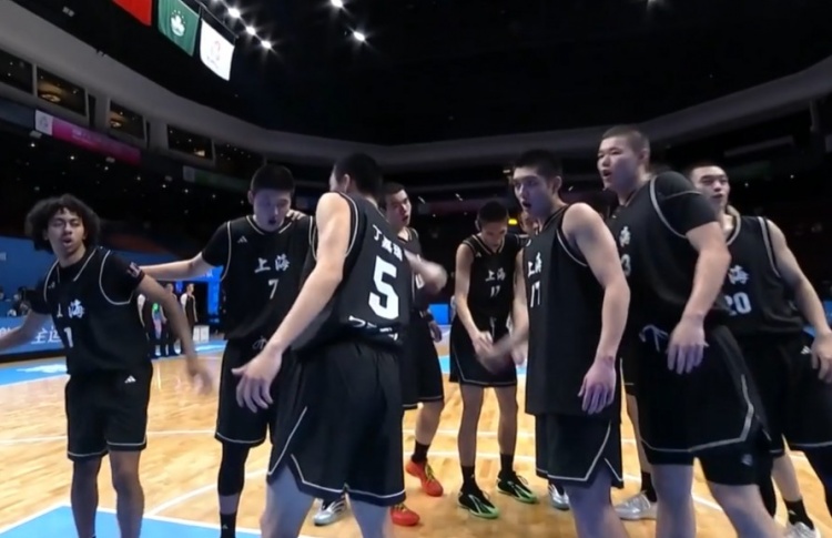 全运会U18男篮1/4决赛-朱正22分5板3助 上海队击败北京队