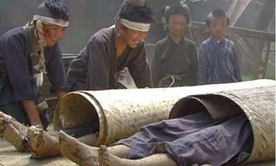 古人的平均寿命为什么那么短？按现在的说法，他们吃的蔬菜都是天然绿色，没有农药残留