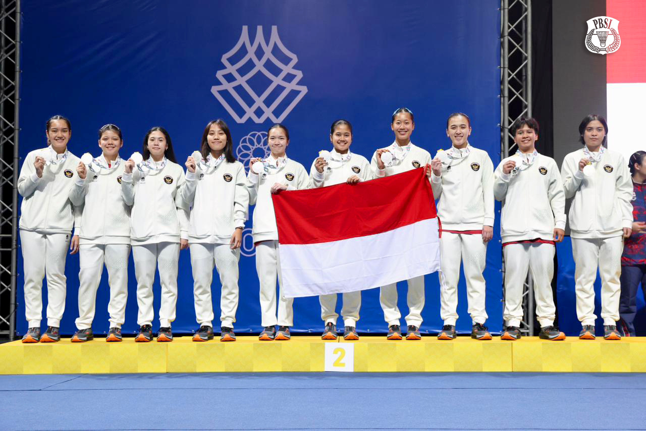 女团颁奖图📸PBSI 