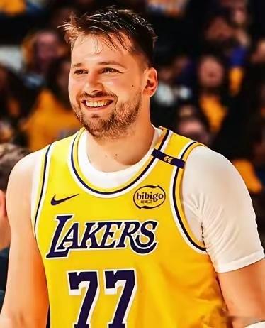 东契奇将缺席次轮湖人头号球星东契奇恢复十分缓慢，估计会缺席下一轮系列赛，湖人晋级