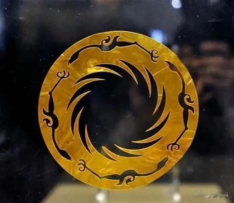 辟谣！太阳神鸟仍在成都，6-8月国博限时相见
 
近日网络流传“金沙博物馆太阳神