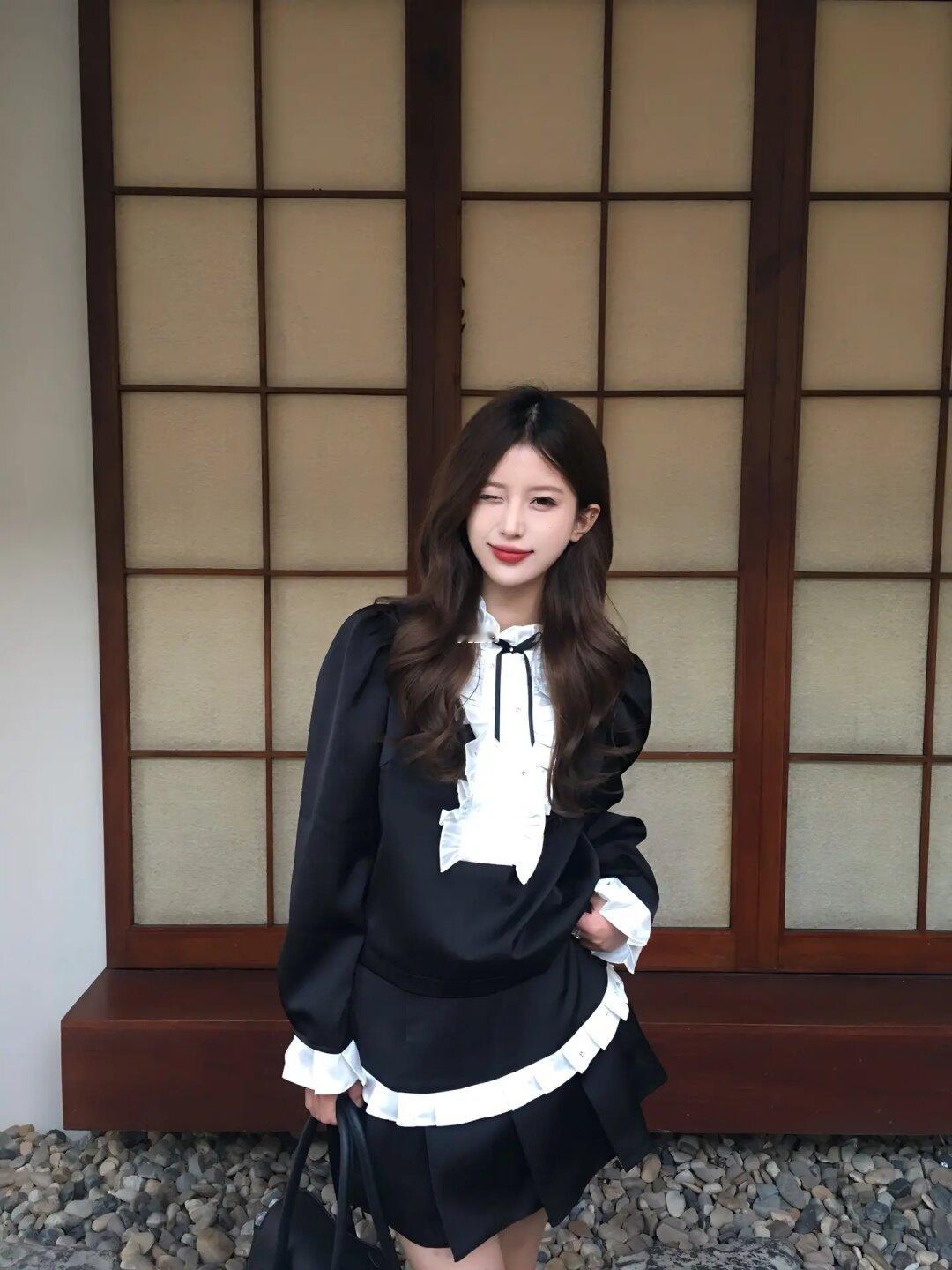 ♯𝕃𝕠𝕧𝕖 𝕚𝕟 ℕ𝕠𝕧𝕖𝕞𝕓𝕖𝕣