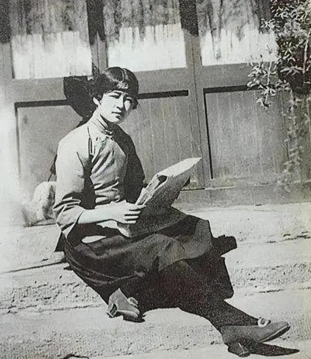 一次，林徽因的儿子梁从诫问她：“母亲，若是日本人打过来我们怎么办？”没想到，林徽