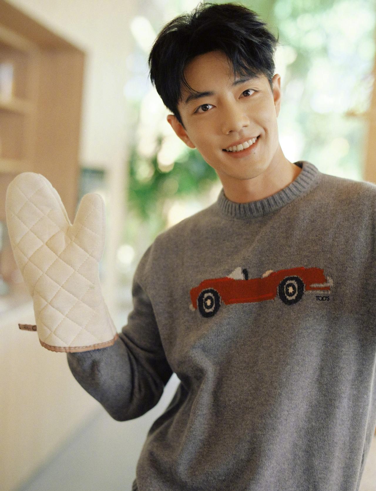 我发现娱乐圈的顶流肖战和易烊千玺，接的剧本都有一个共同点，他们接剧本演角色，看重