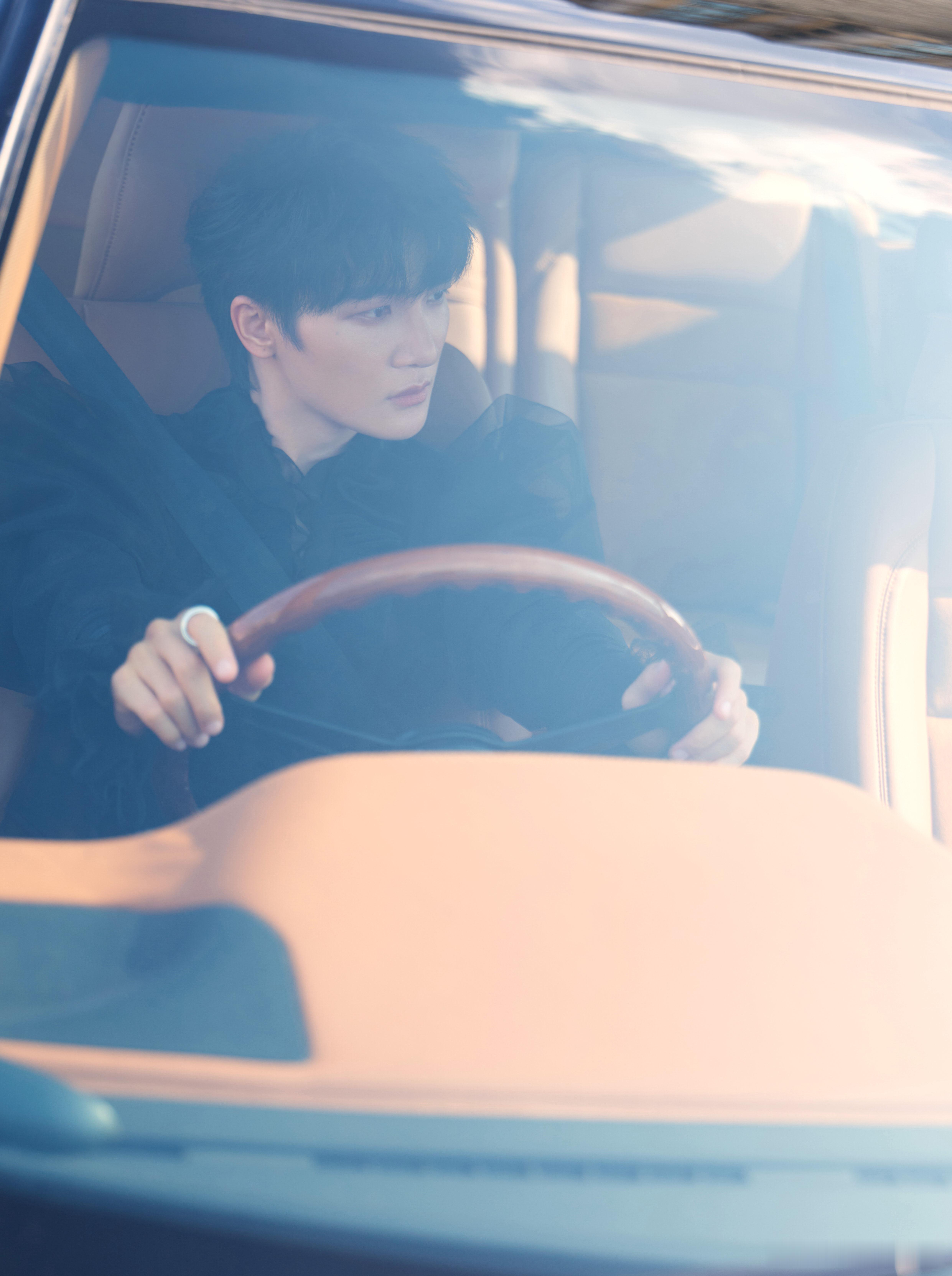 公路文男主 