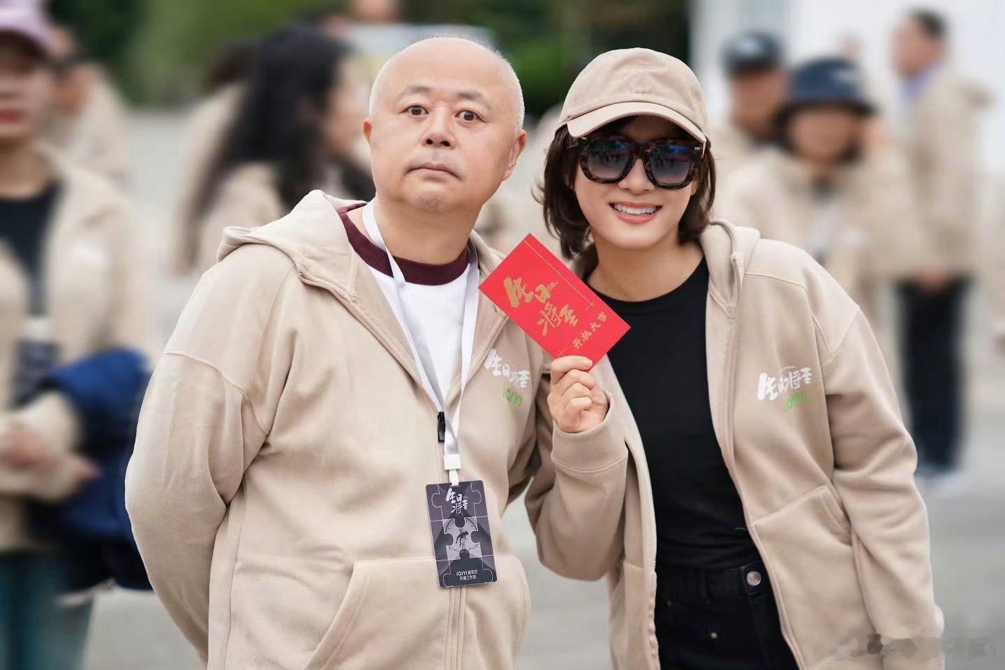 娱乐[超话]孙俪我这是迎风流泪了孙俪今天开工第一镜 孙俪今天开工第一镜！！期待！