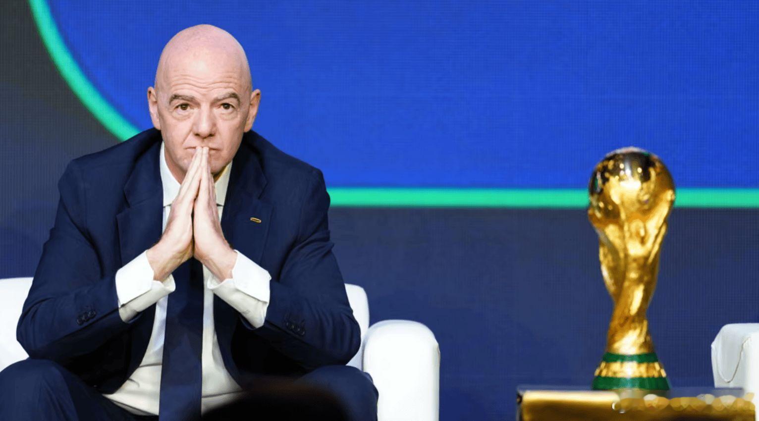 据英国《卫报》报道，国际足联对非洲足球最大摇钱树——非洲杯的漠视，导致非洲杯准备