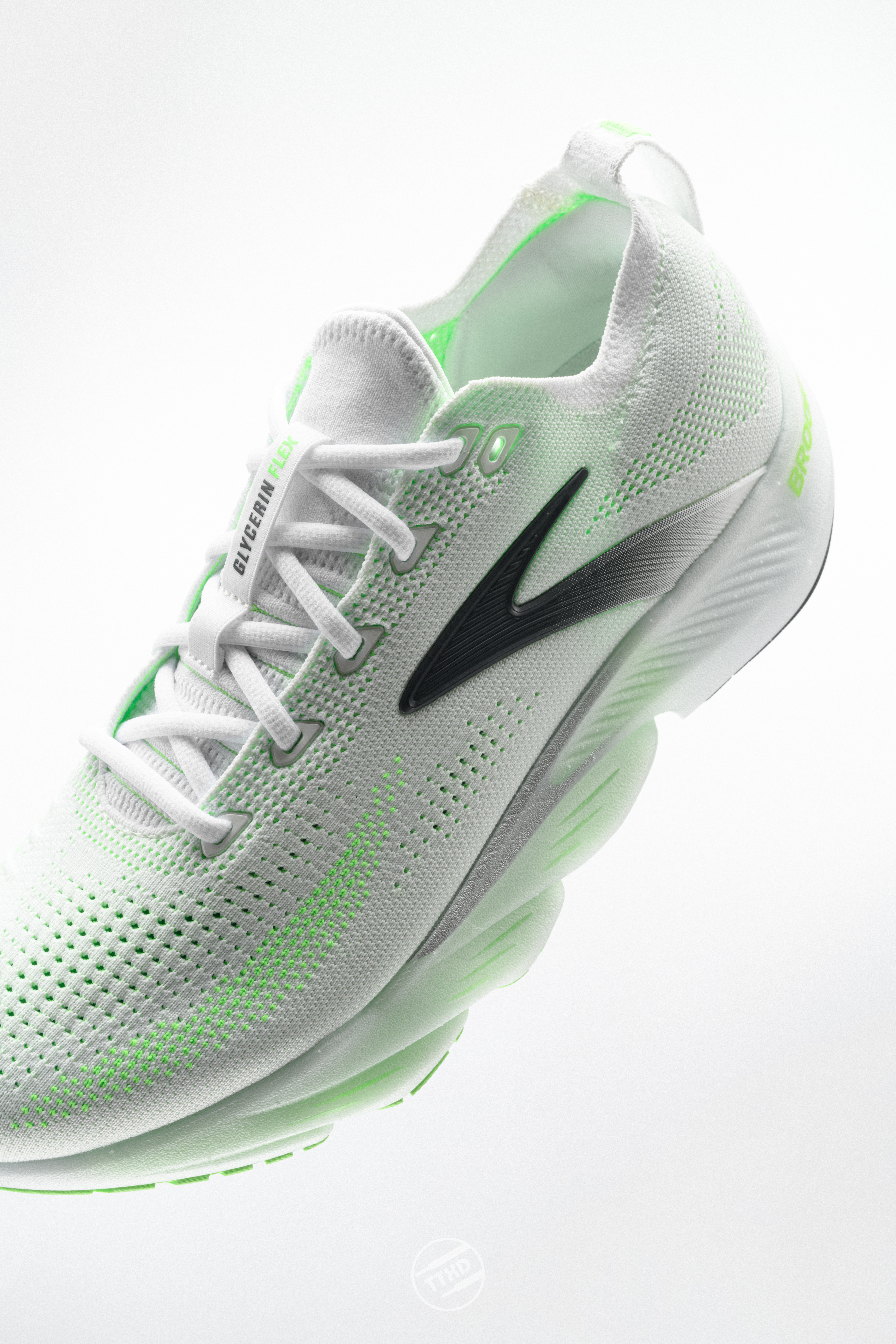 Brooks Glycerin Flex一双“非典型”缓震系跑鞋布鲁克斯在甘油这